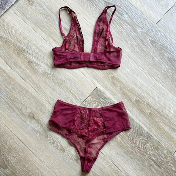 🆕 Victoria’s Secret Sheer Lace Bra & Panty Set – Wine/Burgundy - Picture 5 of 6